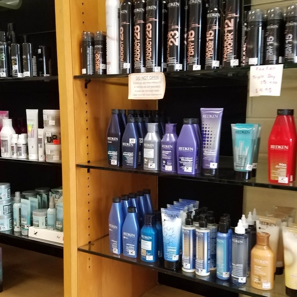 Meet your Posher, Joanne - Picture 3 of 8